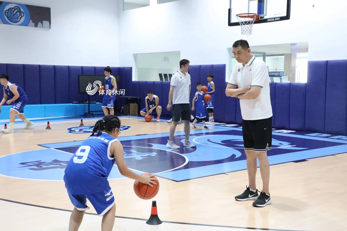 哪里有适合青少年的篮球爆发力训练营?